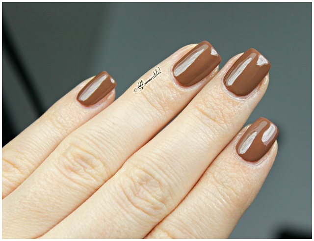 Le Metier de Beaute Nail Lacquer Cocoa Cabana & Red Lodge Review ...