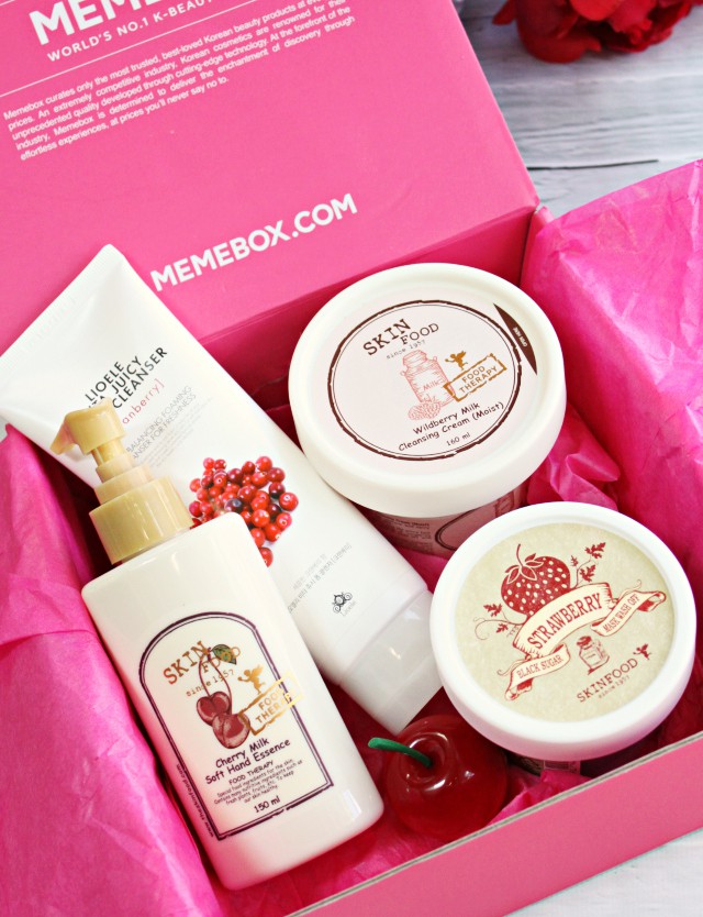 Memebox Berrylicious Mystery Box Review, Unboxing, Discount Codes >>  http://bit.ly/1FHVub3 | via @glamorable 