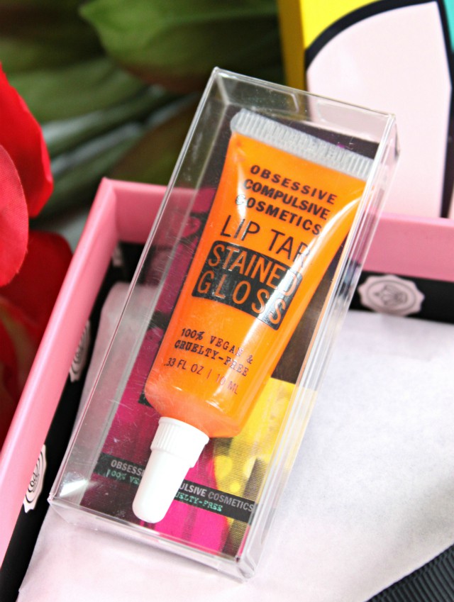 Glossybox April 2015 review: Marrakesh Endz Split End Mender & Preventer, Aerin Waterlily Sun, Obsessive Compulsive Cosmetics Stained Gloss in Androgyne, Estee Lauder Enlighten Dark Spot Correcting Serum, and Julep Gel Eye Glider in Graphite Shimmer >> http://bit.ly/1QKiGxd | via @glamorable