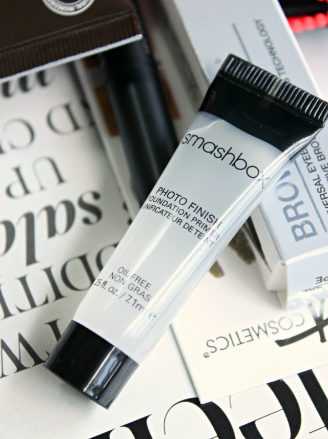Check out Smashbox Photo Finish Foundation Primer and other makeup and skin care beauty products that came in my June 2015 Ipsy bag! Read full review on the blog here >> http://bit.ly/1egJreY | via @glamorable