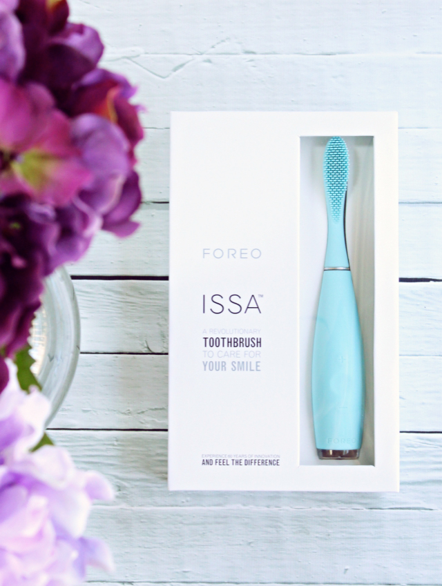 FOREO Issa Review Is This The Future of Oral Care?
