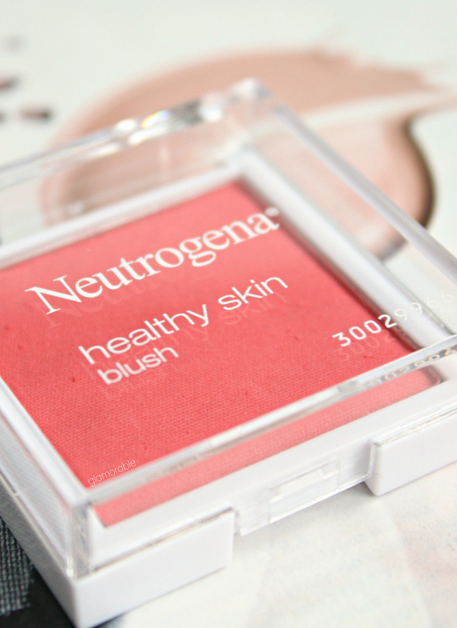 Best drugstore makeup: Neutrogena Healthy Skin Blush in Flushed 30. Read more >> glamorable.com | via @glamorable
