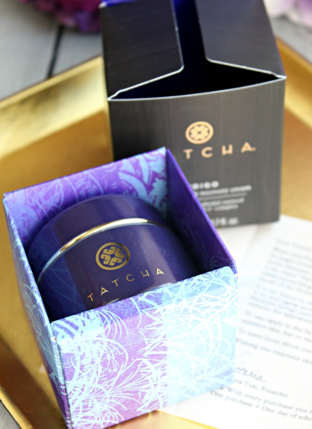 Struggling with dry, itchy, or irritated skin and nothing seems to be helping? Try NEW TATCHA INDIGO Soothing Triple Recovery Cream and get that glow back! >> https://glamorable.com | via @glamorable
