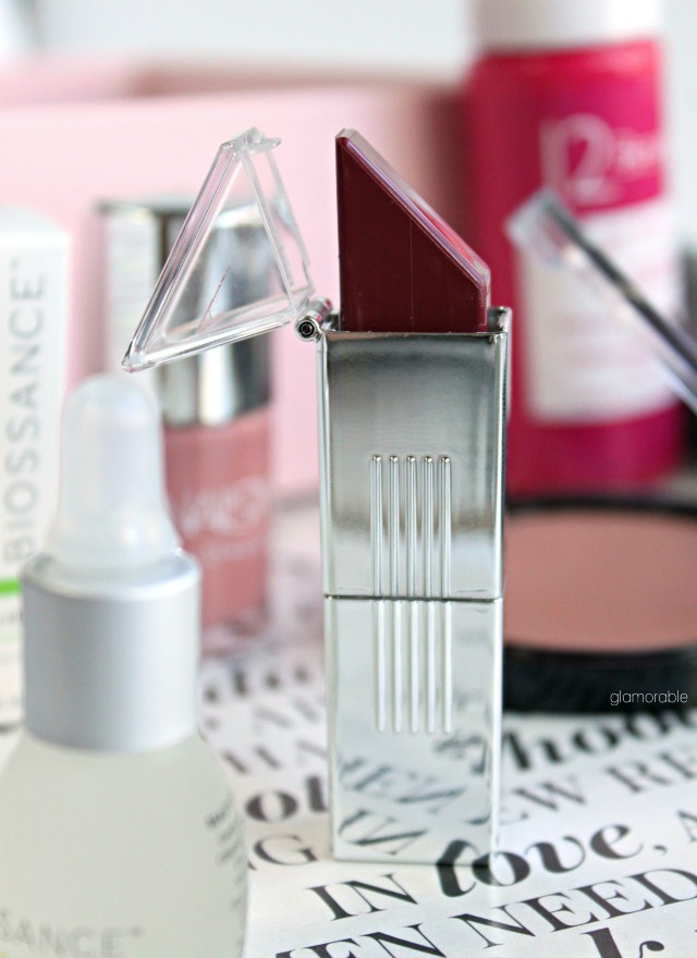 Stiks Cosmetiks Lipstik >> Glossybox September 2015 Review. Click through for more pictures! >> www.glamorable.com | via @glamorable