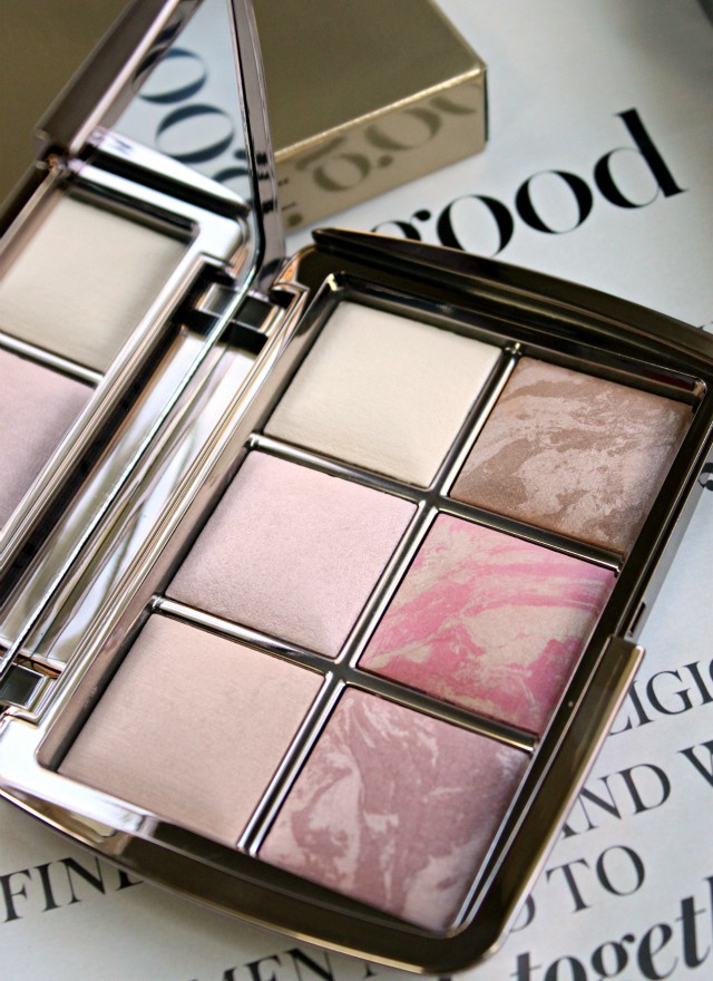 Hourglass Ambient Lighting Edit Palette Review. Read more at >> www.glamorable.com | via @glamorable