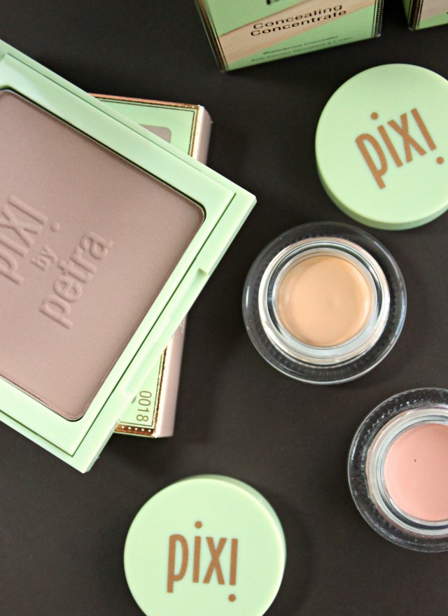 Contouring for fair skin with PIXI Concealing Concentrate, Correcting Concentrate, and Natural Contour Powder. Read more at >> www.glamorable.com | via @glamorable