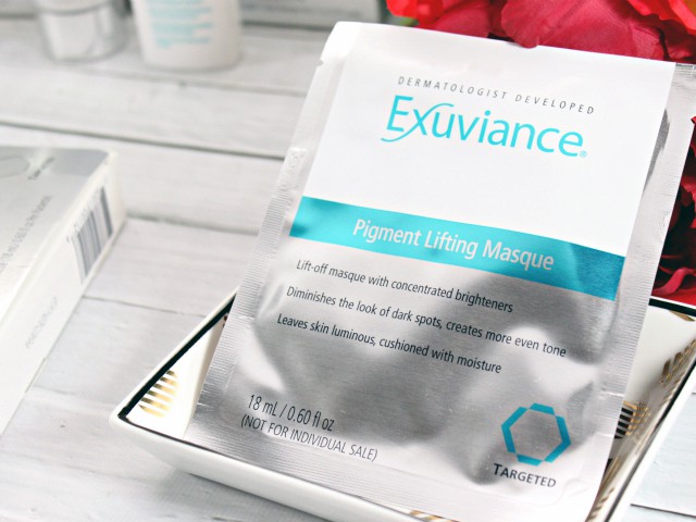 Exuviance Pigment Lifting Masque Review || How to treat sun spots, post-acne marks, and age spots. Fragrance-free sheet mask from Exuviance. Read more at >> www.glamorable.com | via @glamorable