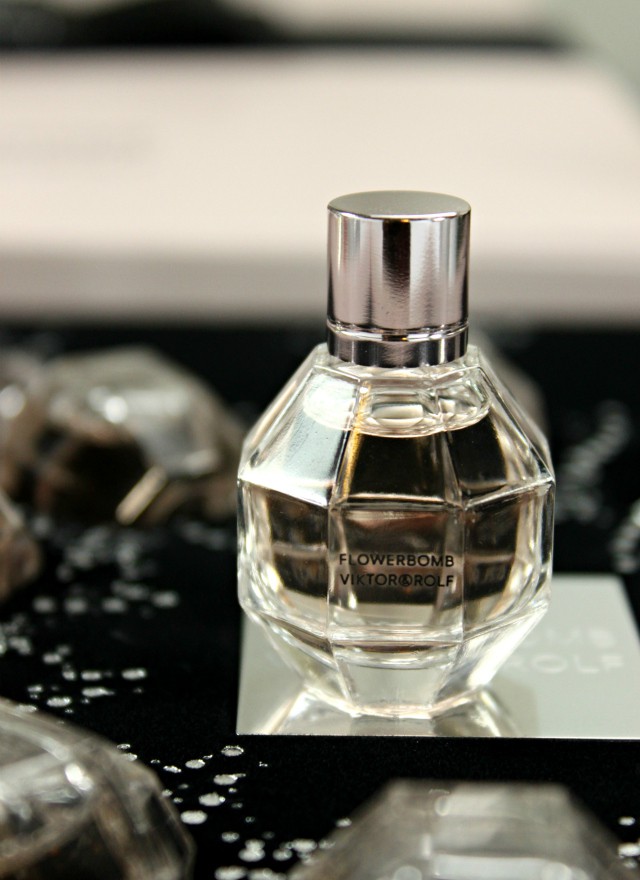 Viktor & Rolf Flowerbomb is celebrating their 10th Anniversary with an exclusive gift set. Check out what makes this fragrance so special! Read more at >> www.glamorable.com | via @glamorable