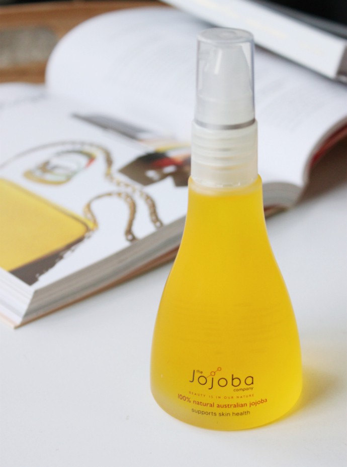 jojoba-oil-benefits-03