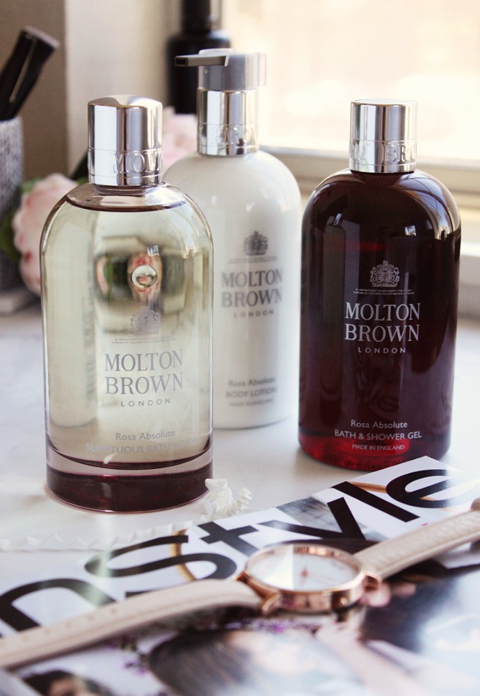 Molton Brown Rosa Absolute Sumptuous Bathing Oil, Review of The Collection