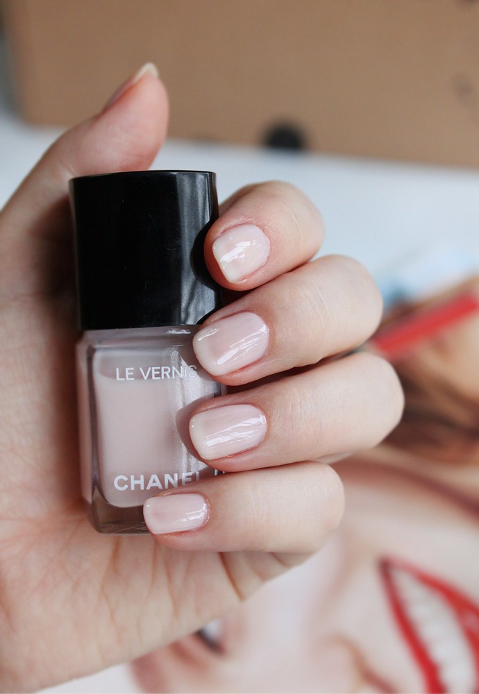 Chanel Beauty Roundup: 6 Mini-Reviews, Pros, Cons & Swatches