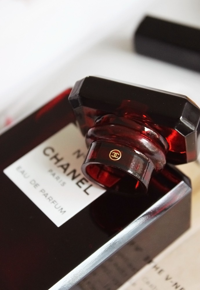 This Holiday Season Chanel N°5 is Available in Limited Edition Red Bottles