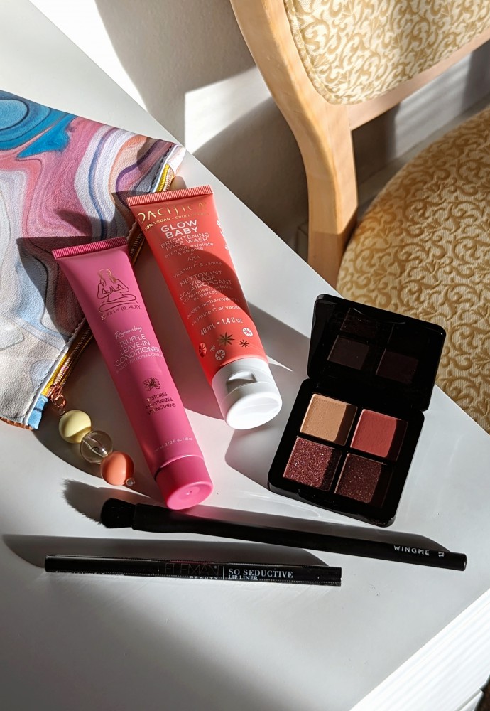 Ipsy Glam Bag March 2024 Unboxing & Review